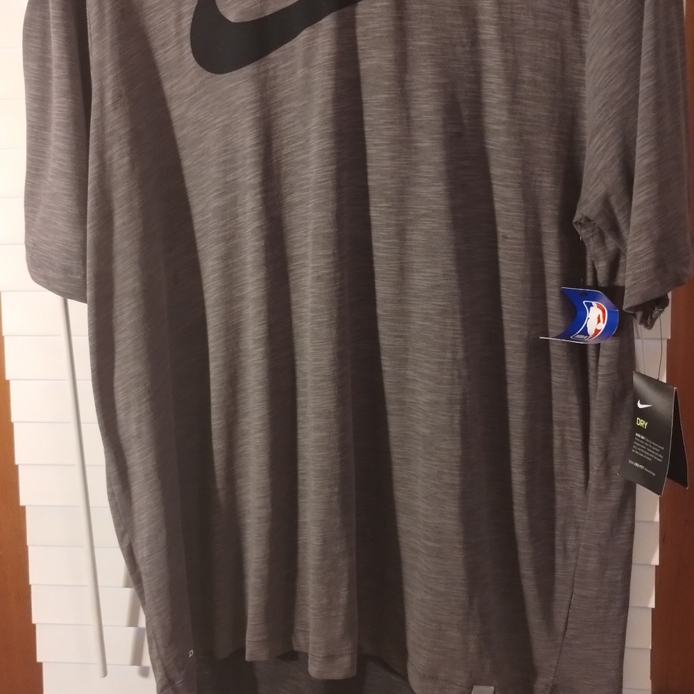 Men's Nike The Dri-Tee, size X L